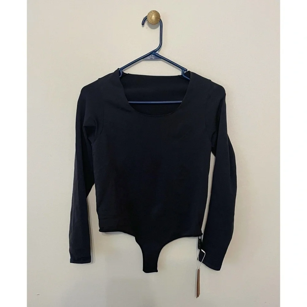 NWT Essential Skims Long Sleeve Scoop Neck Bodysuit Onyx Black size 2X / 3X - Picture 6 of 9